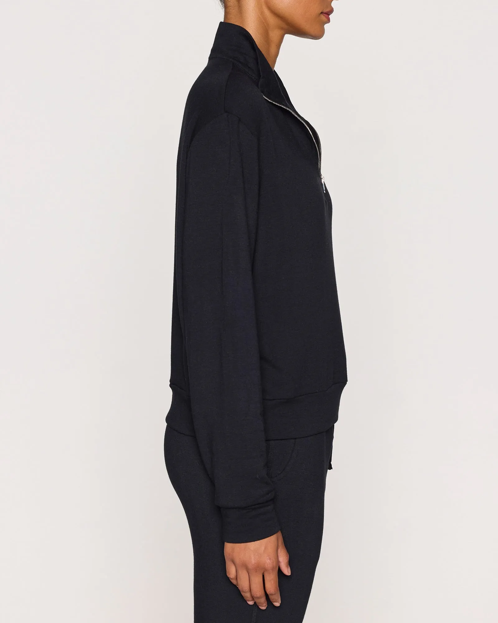 Capsule Women's 1/4 Zip