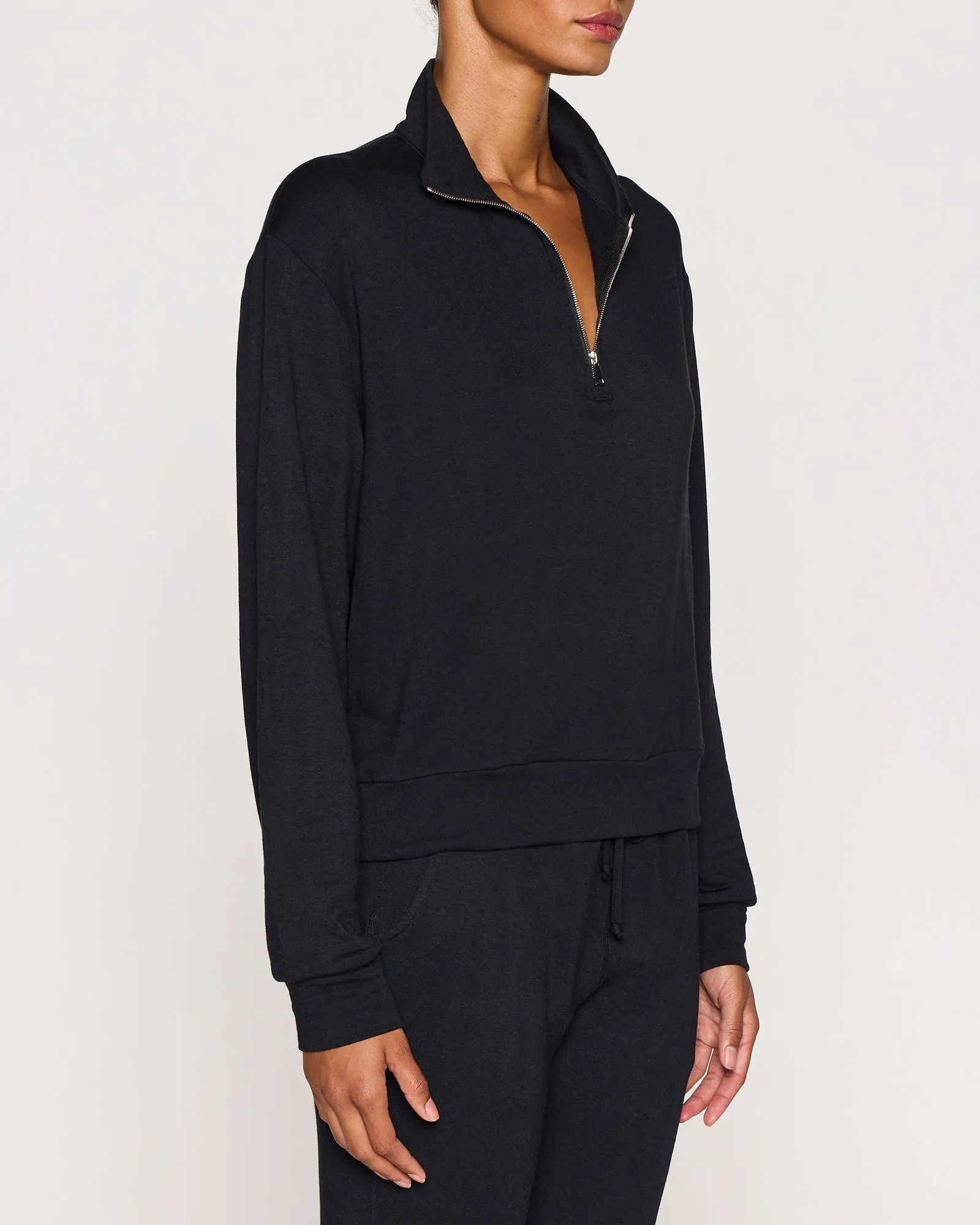 Capsule Women's 1/4 Zip