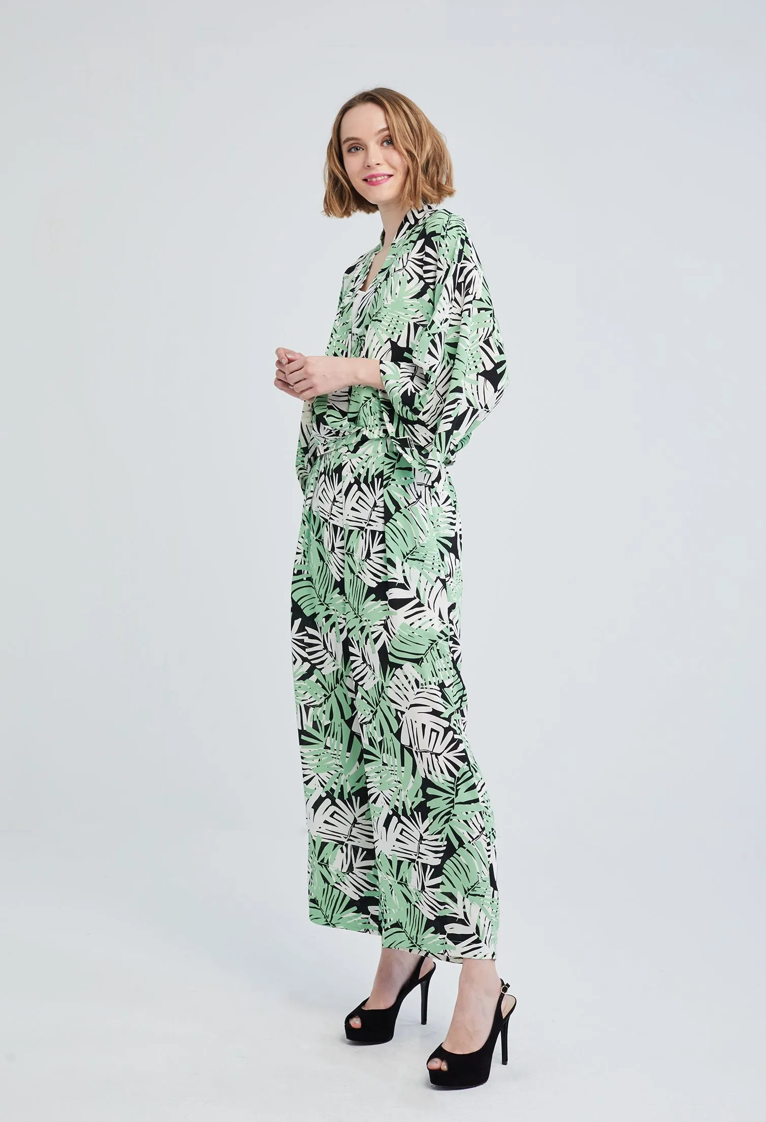 Dual Contrast Leaf Kimono Top