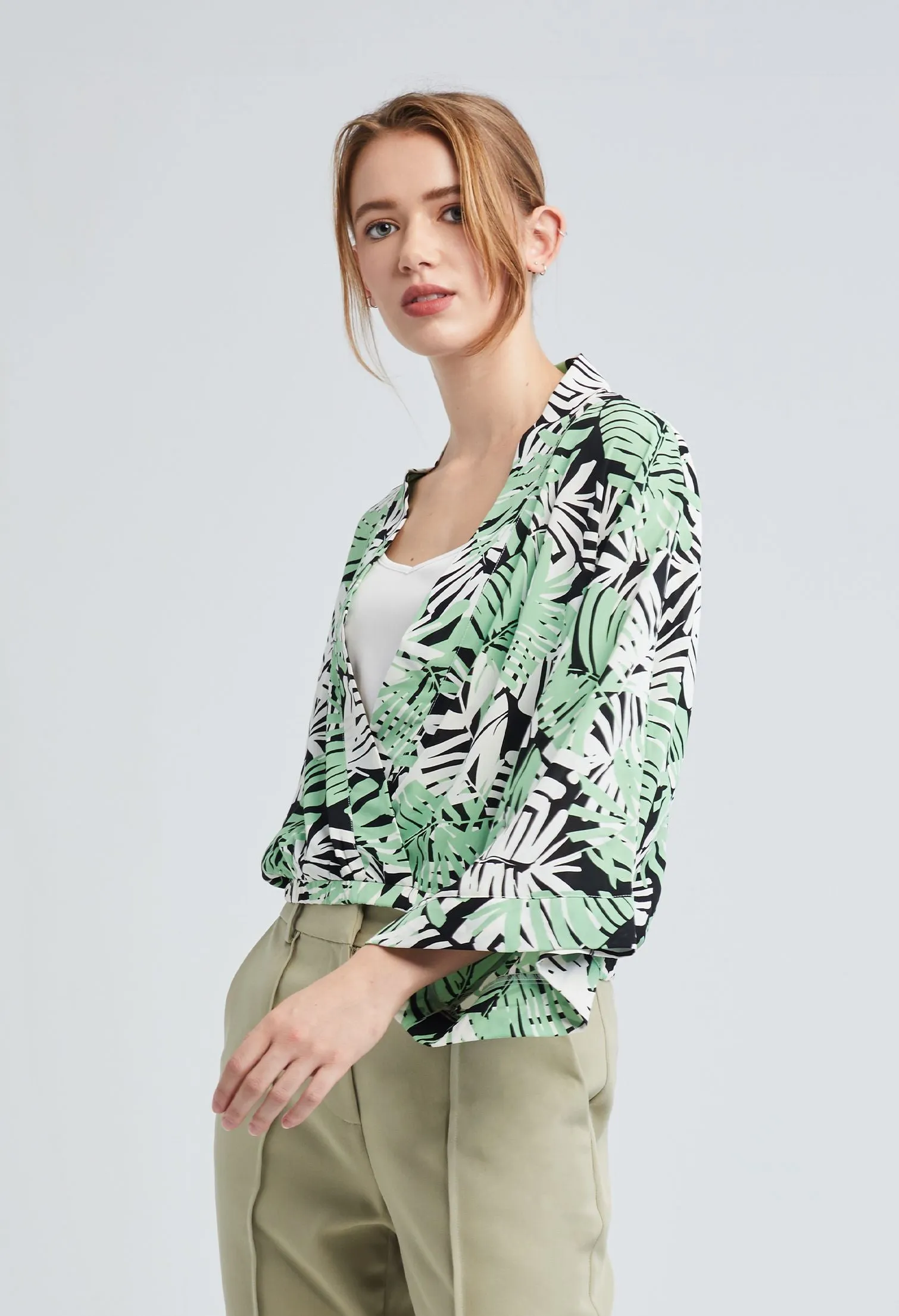 Dual Contrast Leaf Kimono Top