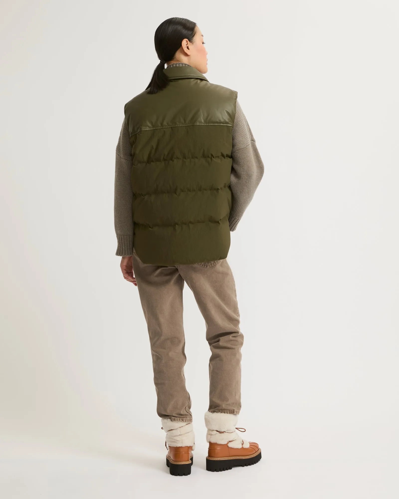 Gilet doudoune en mix cuir et tissu technique