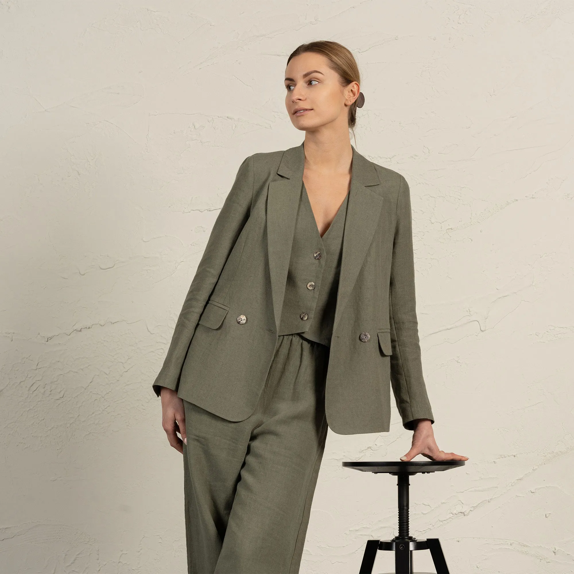 MENIQUE 100% Linen Blazer, Vest & Pants 3-Piece