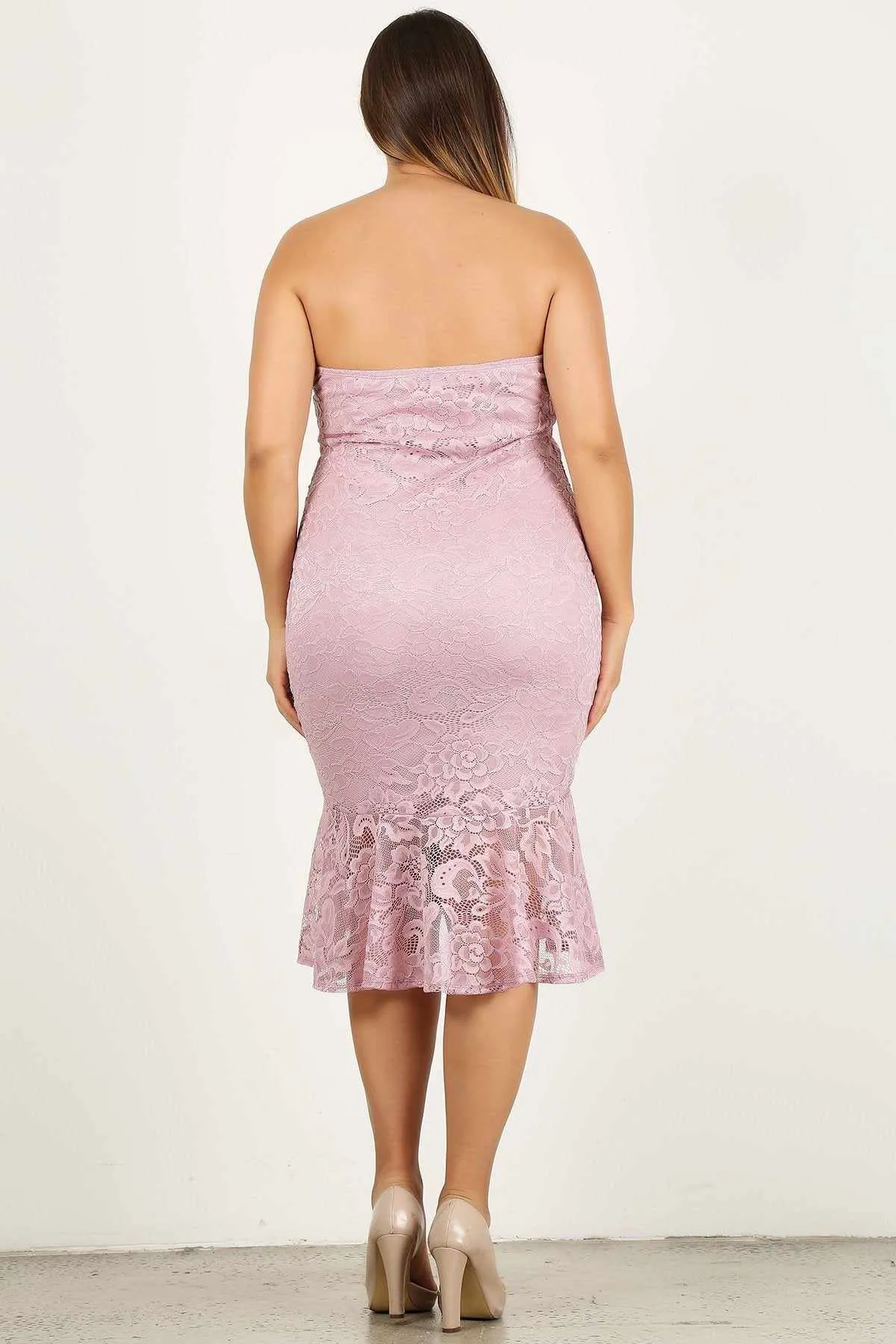 Plus Size Lace Midi Dress