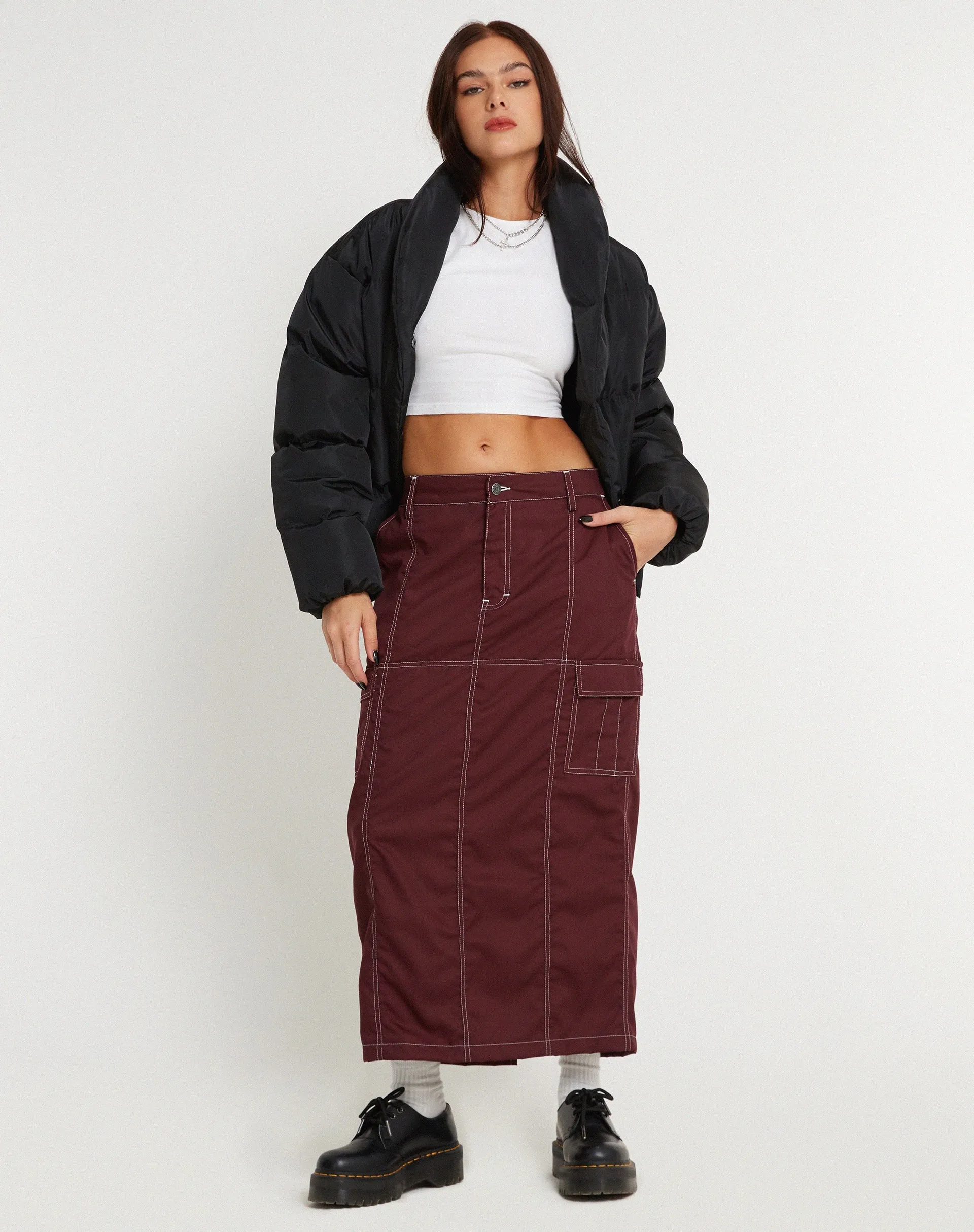 Widya Cargo Midi Skirt in Cotton Drill Redwood with White Top Stitch