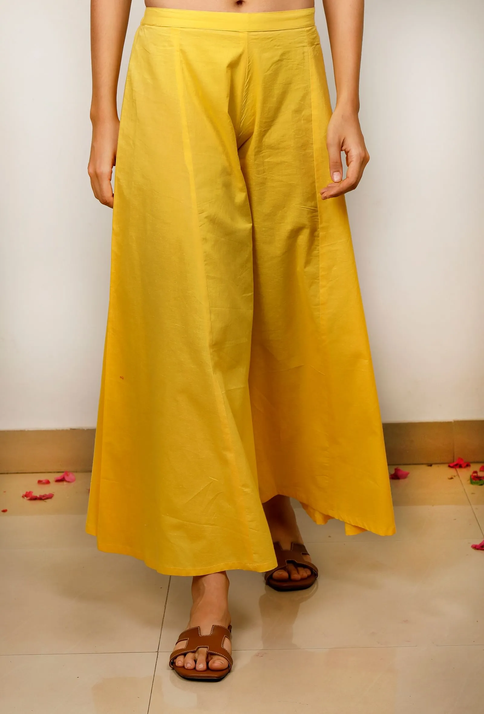 Yellow Solid Cotton flared Pants